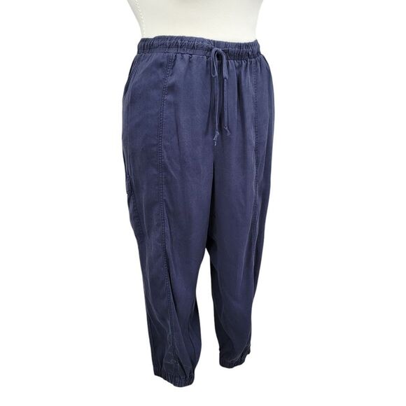 Nurture By Westbound Blue Cargo Cropped Joggers Women's Plus Size 3X Short NEW - Picture 1 of 16